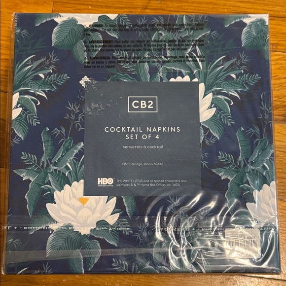 NWT EXCLUSIVE
LIMITED EDITION
Embroidered Cocktail Napkins Set 4 The White Lotus - Picture 2 of 7